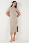 Lela Regular Fit Bisiklet Yaka Yırtmaç Detaylı Midi Kadın Elbise 5866165 TAŞ