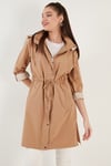 Lela Regular Fit Çıkarılabilir Kapüşonlu İnce Mevsimlik Bayan Mont 497SEZEN CAMEL