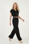 Lela Regular Fit Kruvaze Yaka Düğme Detaylı Crop Bayan Takım 5866446 SİYAH