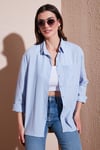 Lela Regular Fit Tek Cepli Önü Kısa Arkası Uzun Krinkıl Bayan Gömlek 6772752 BEBE MAVİ