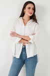 Lela Regular Fit Uzun Kollu Dokulu Bayan Gömlek 6772799 BEYAZ