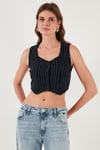Lela Slim Fit Kalp Yaka Düğmeli Kalın Askılı Crop Kadın Yelek 5865497 LACİVERT ÇİZGİLİ