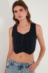Lela Slim Fit Kalp Yaka Düğmeli Kalın Askılı Crop Kadın Yelek 5865497 LACİVERT ÇİZGİLİ