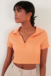 Lela Slim Fit Polo V Yaka Crop Bayan Bluz 5865035 AÇIK ORANJ