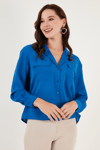 Lela V Yaka Çift Cepli Regular Fit Dokuma Bayan Gömlek 611GO00016 SAKS