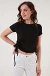 Lela Yanlardan Büzgülü Kısa Kollu Crop Kadın Bluz 5864010 SİYAH