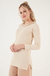 Lela Zincir Detaylı Regular Fit Bisiklet Yaka Esnek Bayan Bluz 5865347 TAŞ