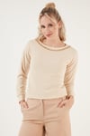 Lela Zincir Detaylı Regular Fit Bisiklet Yaka Esnek Bayan Bluz 5865347 TAŞ