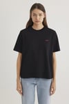 Mavi % 100 Pamuk Regular Fit Bisiklet Yaka Logolu Kadın T Shirt 1612122-900 SİYAH