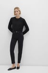 Mavi Cindy Pamuklu Mom Fit Yüksel Bel Dar Paça Jeans Bayan Kot Pantolon 100277-90500 SİYAH