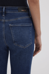 Mavi Cindy Yüksek Bel Dar Paça Mom Jeans Bayan Kot Pantolon 100277-33687 LACİVERT