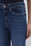 Mavi Cindy Yüksek Bel Dar Paça Mom Jeans Bayan Kot Pantolon 100277-33687 LACİVERT