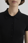 Mavi Pamuklu Fitted Fit Bayan Polo Yaka T Shirt 1613120-900 SİYAH
