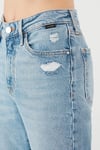 Mavi Star Pamuklu Yırtıklı Yüksek Bel Mom Jeans Kadın Kot Pantolon 101077-30503 AÇIK MAVİ