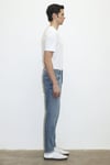 Milan Pamuklu Tapered Fit Normal Bel Daralan Paça Jeans Erkek Kot Pantolon 0081083030 AÇIK MAVİ