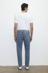 Milan Pamuklu Tapered Fit Normal Bel Daralan Paça Jeans Erkek Kot Pantolon 0081083030 AÇIK MAVİ