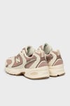 New Balance Deri Karışımlı Logolu Bağcıklı Kadın Ayakkabı U530SUA BİSKÜVİ
