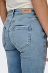 Onlblush Pamuklu Skinny Fit Orta Bel Dar Paça Jeans Kadın Kot Pantolon 15338296 AÇIK MAVİ