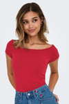 Onlluca Regular Fit Madonna Yaka Kadın T Shirt 15369909 KIRMIZI