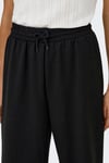 Onlscarlett Regular Fit Normal Bel Geniş Paça Kadın Eşofman Altı 15346400 SİYAH
