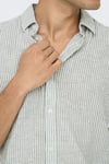 Onscaiden Çizgili Pamuk ve Keten Karışımlı Slim Fit Erkek Gömlek 22026601 Krem-Yeşil
