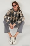 Oversize Fit Bisiklet Yaka Baklava Desenli Yumuşak Dokulu Kadın Kazak 4616223 GRİ