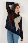 Oversize Fit Bisiklet Yaka Baklava Desenli Kadın Kazak 4615578 LACİVERT