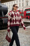 Oversize Fit Bisiklet Yaka Baklava Desenli Yumuşak Dokulu Kadın Kazak 4616223 BORDO
