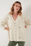 Oversize Fit Desenli V Yaka Triko Kadın Hırka 4616193 KREM