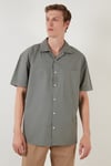 Oversize Fit Kısa Kollu Tek Cepli Apaş Yaka Erkek Gömlek CF21194664 HAKİ