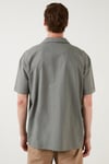 Oversize Fit Kısa Kollu Tek Cepli Apaş Yaka Erkek Gömlek CF21194664 HAKİ