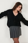 Oversize Fit V Yaka Fiyonk Detaylı Düğmeli Kadın Hırka 4615577 SİYAH