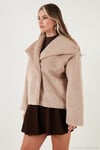 Oversize Geniş Yaka Çıtçıt Düğmeli Astarlı Peluş Kadın Mont 6839623 TAŞ