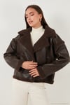 Oversize Kruvaze Yaka Peluş Detaylı Suni Deri Biker Ceket Kadın Mont 6810247 KAHVE