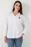 Pamuk Karışımlı Regular Fit Ayıcık İşlemeli Kadın Gömlek 6773106 BEYAZ