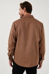 Pamuklu Çift Cepli Regular Fit Erkek Gömlek CF25W128858 CAMEL