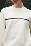 Pamuklu Comfort Fit Bisiklet Yaka Şerit Detaylı Kadın Sweat 122030019 KIRIK BEYAZ