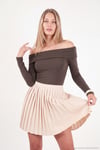 Pamuklu Fitted Fit Madonna Yaka Kadın Bluz 5866862 KAHVE