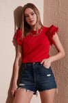 Pamuklu Kolları Fırfırlı Slim Fit Bisiklet Yaka Kadın T Shirt 5864500 KIRMIZI