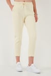 Pamuklu Normal Bel Regular Fit Düz Paça Kadın Pantolon 668YP42282S4 SARI