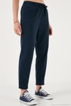 Pamuklu Normal Bel Regular Fit Düz Paça Kadın Pantolon 668YP42282S4 LACİVERT