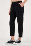 Pamuklu Normal Bel Regular Fit Düz Paça Kadın Pantolon 668YP42282S4 SİYAH