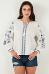 Pamuklu Regular Fit Balon Kol Nakış İşlemeli Kadın Bluz 6110936 Ekru-İndigo