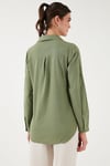 Pamuklu Regular Fit Cepli Kadın Gömlek CF25S16992 HAKİ