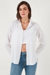 Pamuklu Regular Fit Cepli Kadın Gömlek CF25S16992 BEYAZ