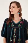 Pamuklu Regular Fit Nakış İşlemeli Kadın Bluz 611BZ0247 LACİVERT