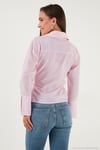 Pamuklu Regular Fit Uzun Kollu Bağlama Detaylı Kadın Gömlek 65200538 PEMBE