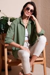 Pamuklu Regular Fit Uzun Kollu Düz Kadın Gömlek CF25S168305 HAKİ