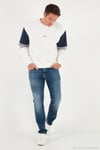 Pamuklu Relaxed Fit Bisiklet Yaka Şardonlu Renk Bloklu Erkek Sweat 5905298T EKRU