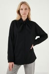 Pamuklu Relaxed Fit Fiyonk Detaylı Yaka Kadın Gömlek 6925407 SİYAH